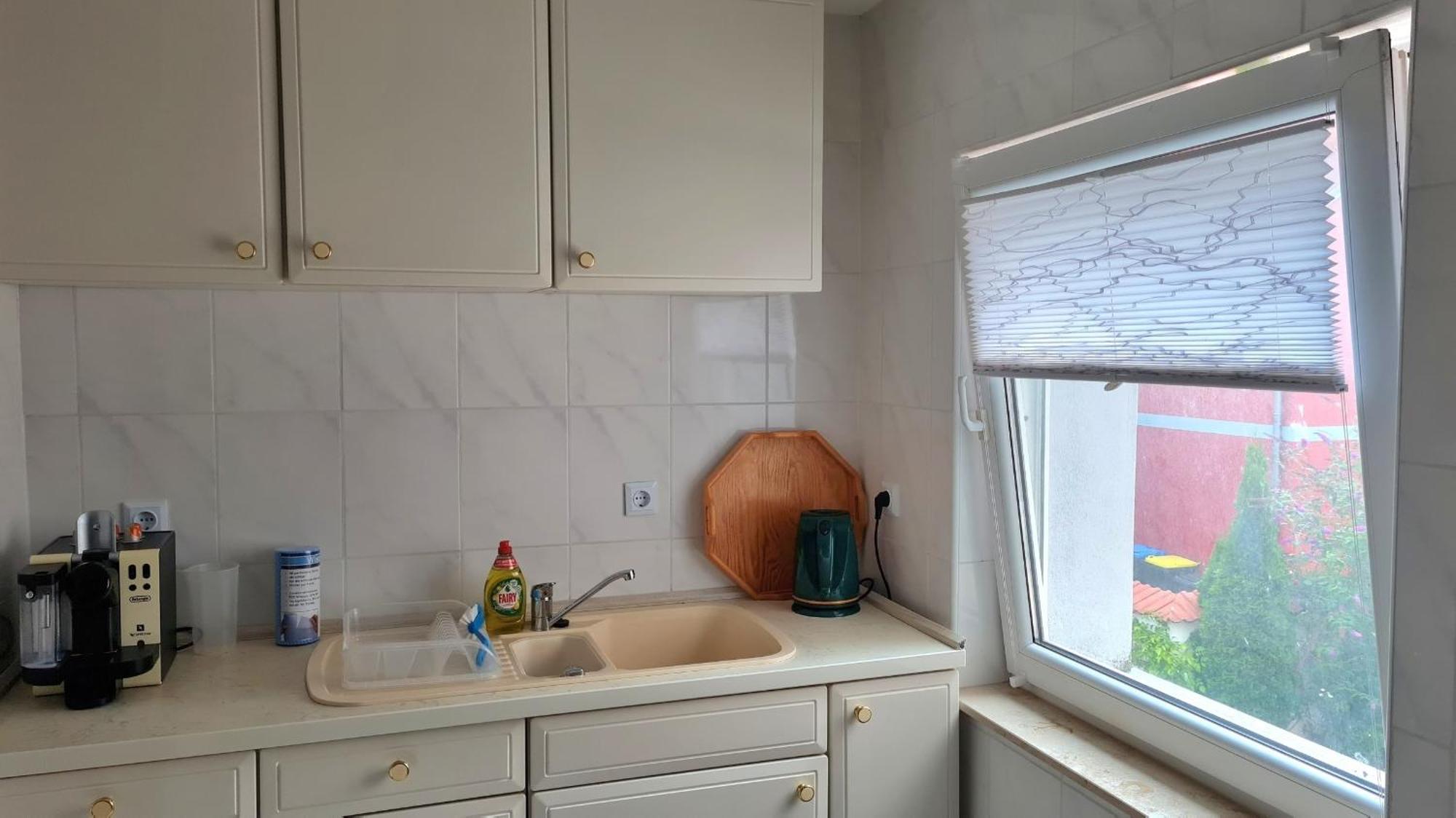 Ferienwohnung Mit Individueller Ausstattung - Jedes Zimmer Ist Anders 埃尔福特 外观 照片