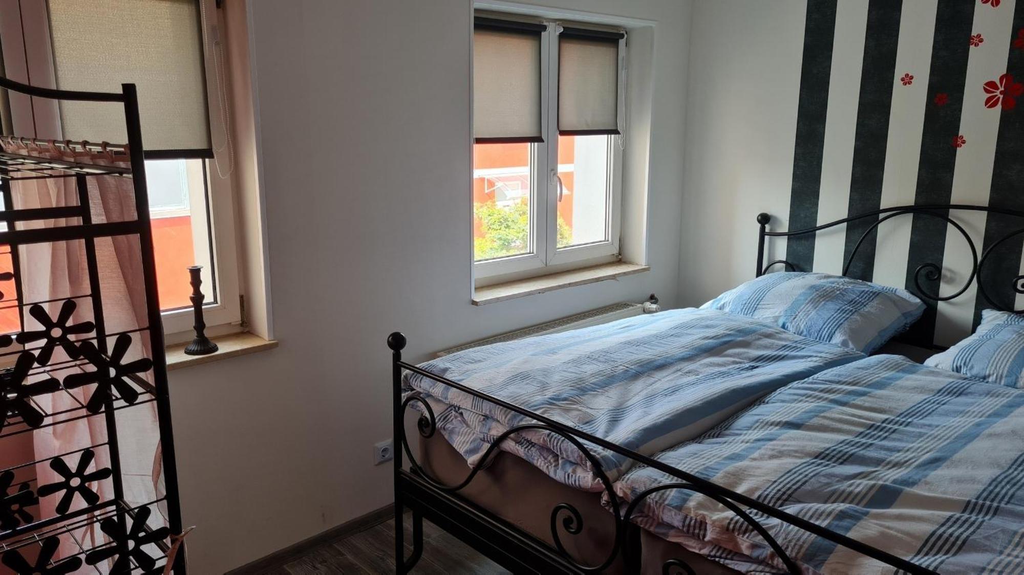 Ferienwohnung Mit Individueller Ausstattung - Jedes Zimmer Ist Anders 埃尔福特 外观 照片
